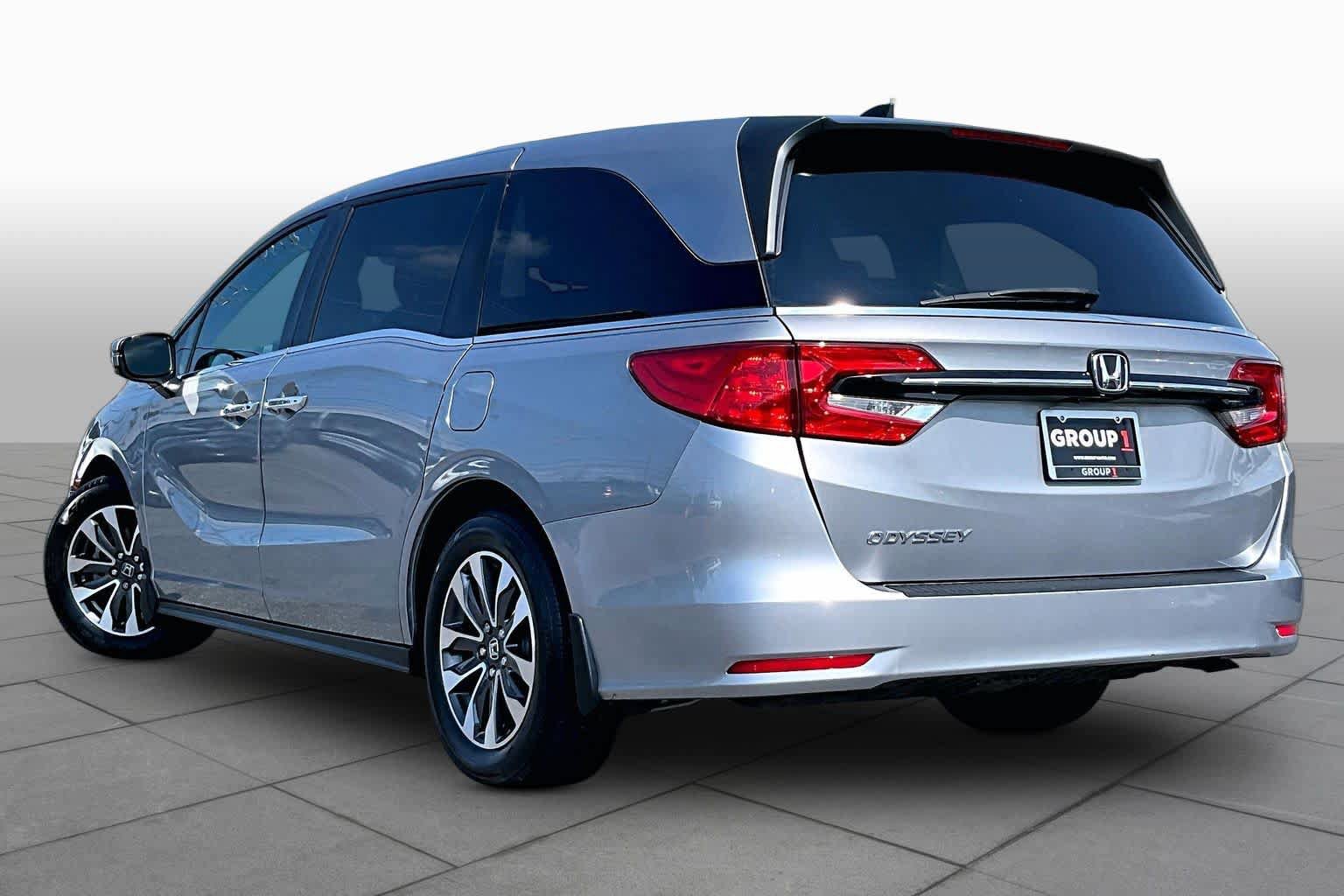 Used 2023 Honda Odyssey EX-L image 12