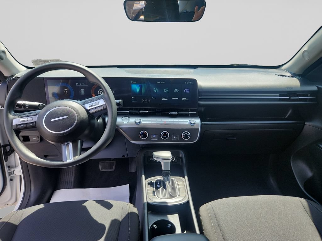 Used 2025 Hyundai Kona SE AWD/4WD image 11