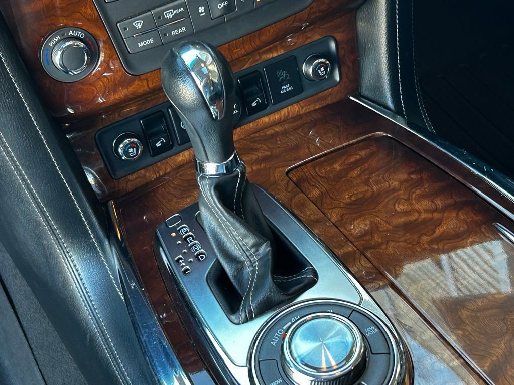 Used 2015 INFINITI QX80 4WD w/ Deluxe Technology Package image 23