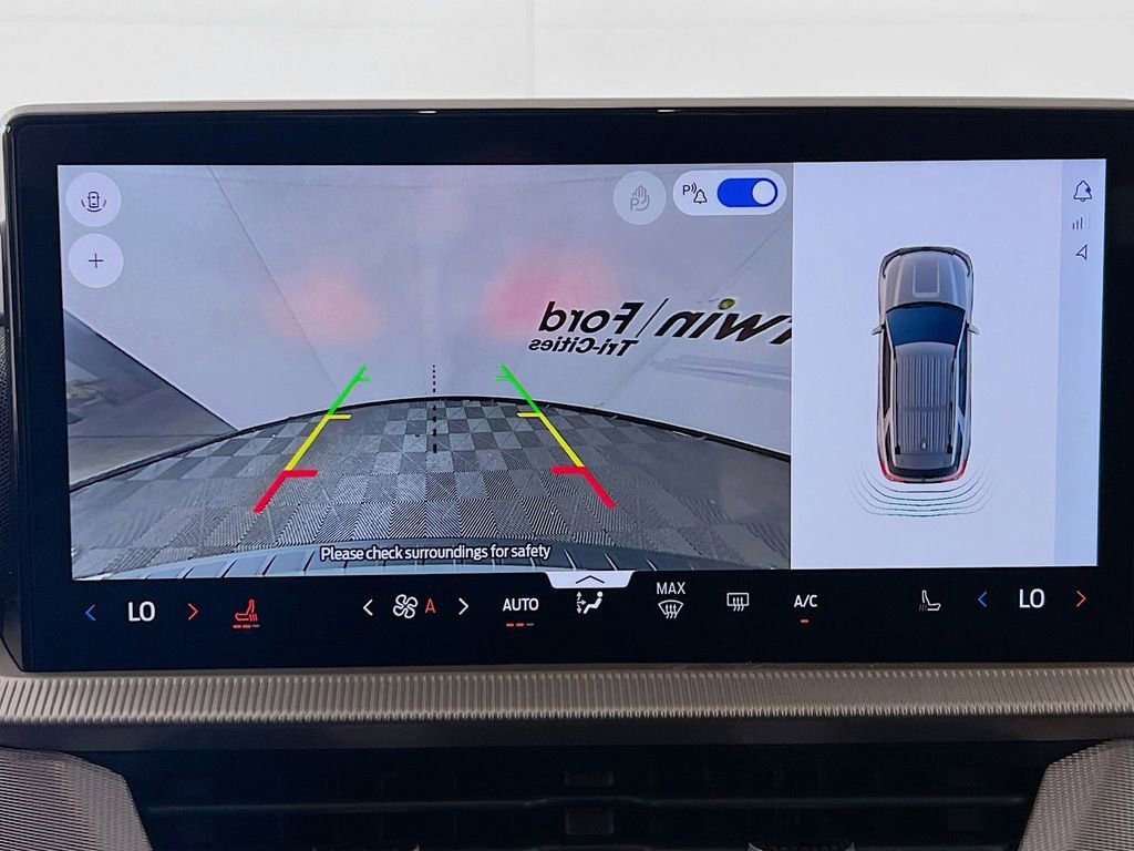 New 2026 Ford Explorer Active image 22