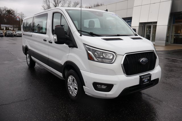 Used 2023 Ford Transit 350 XLT image 2