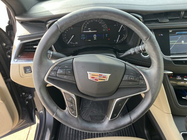 Used 2018 Cadillac XT5 Luxury w/ Driver Awareness Package image 13