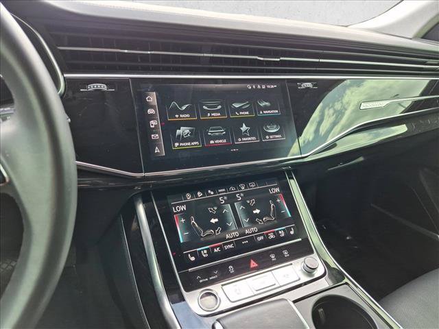 Used 2023 Audi Q8 Prestige AWD/4WD image 15