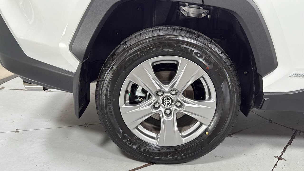 Certified 2025 Toyota RAV4 XLE w/ Convenience Package image 22