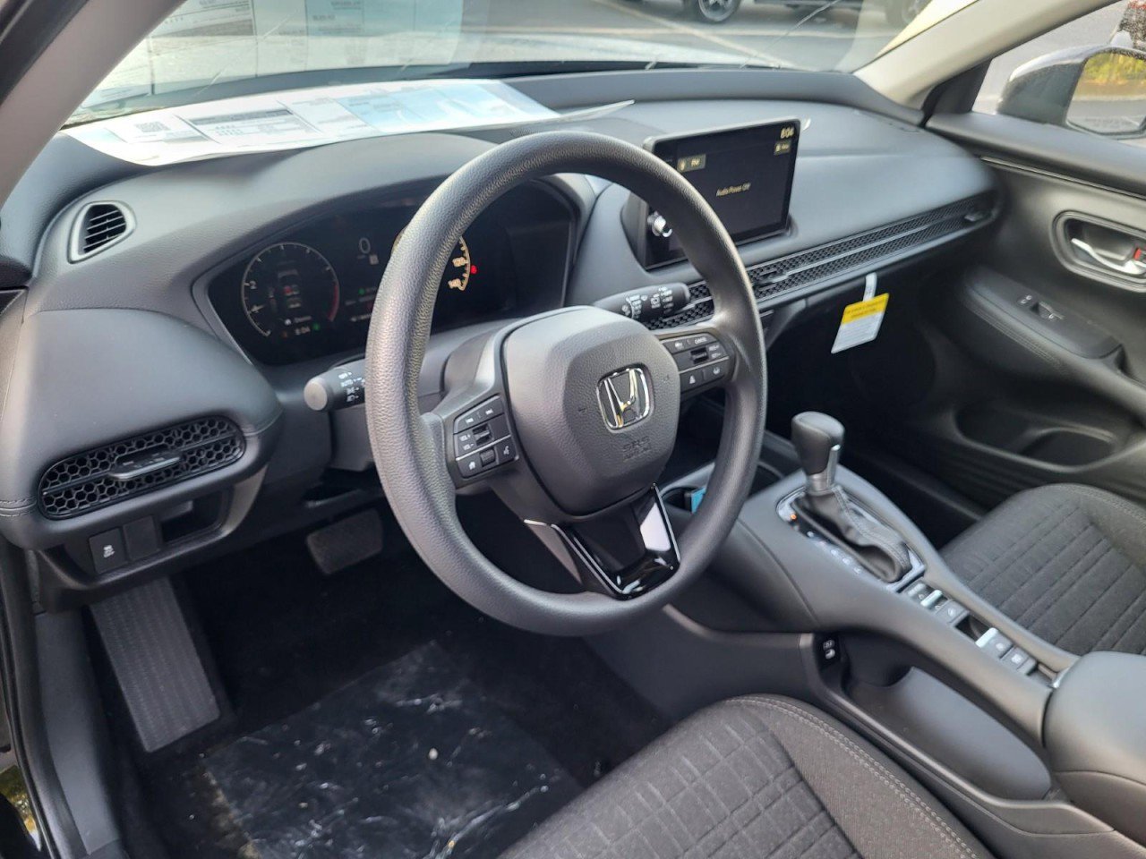 New 2026 Honda HR-V LX image 10