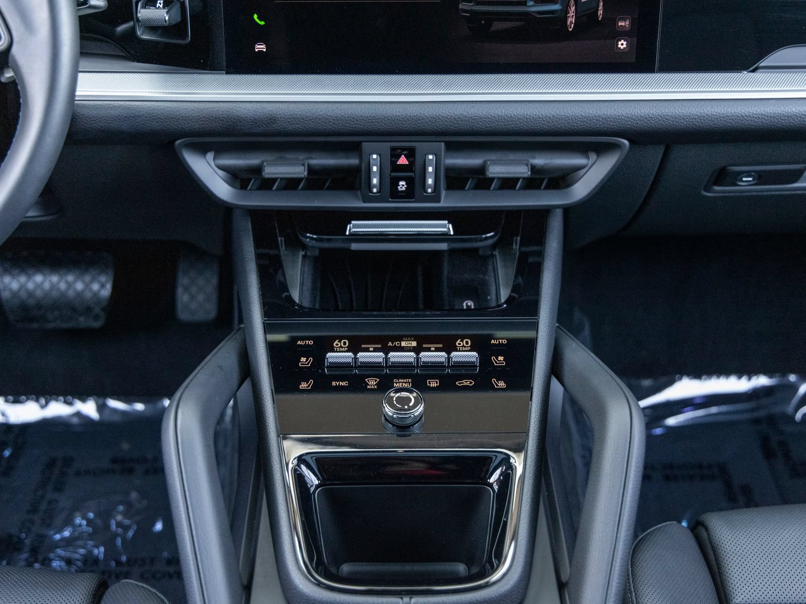 Certified 2026 Porsche Cayenne Coupe AWD/4WD image 47