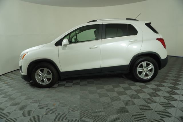Used 2015 Chevrolet Trax LT w/ LT Plus Package FWD image 4
