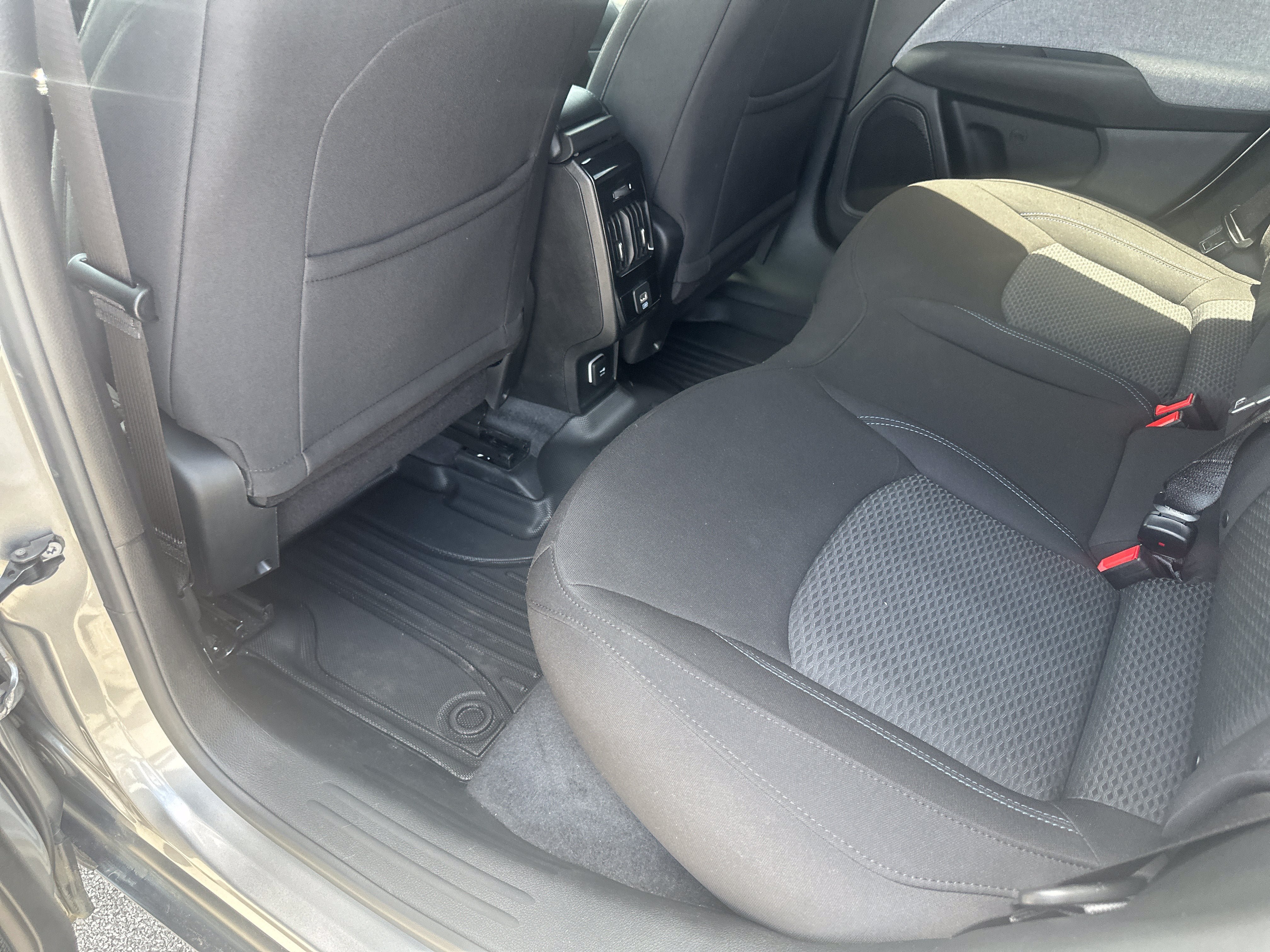 Used 2023 Jeep Compass Sport AWD/4WD image 16