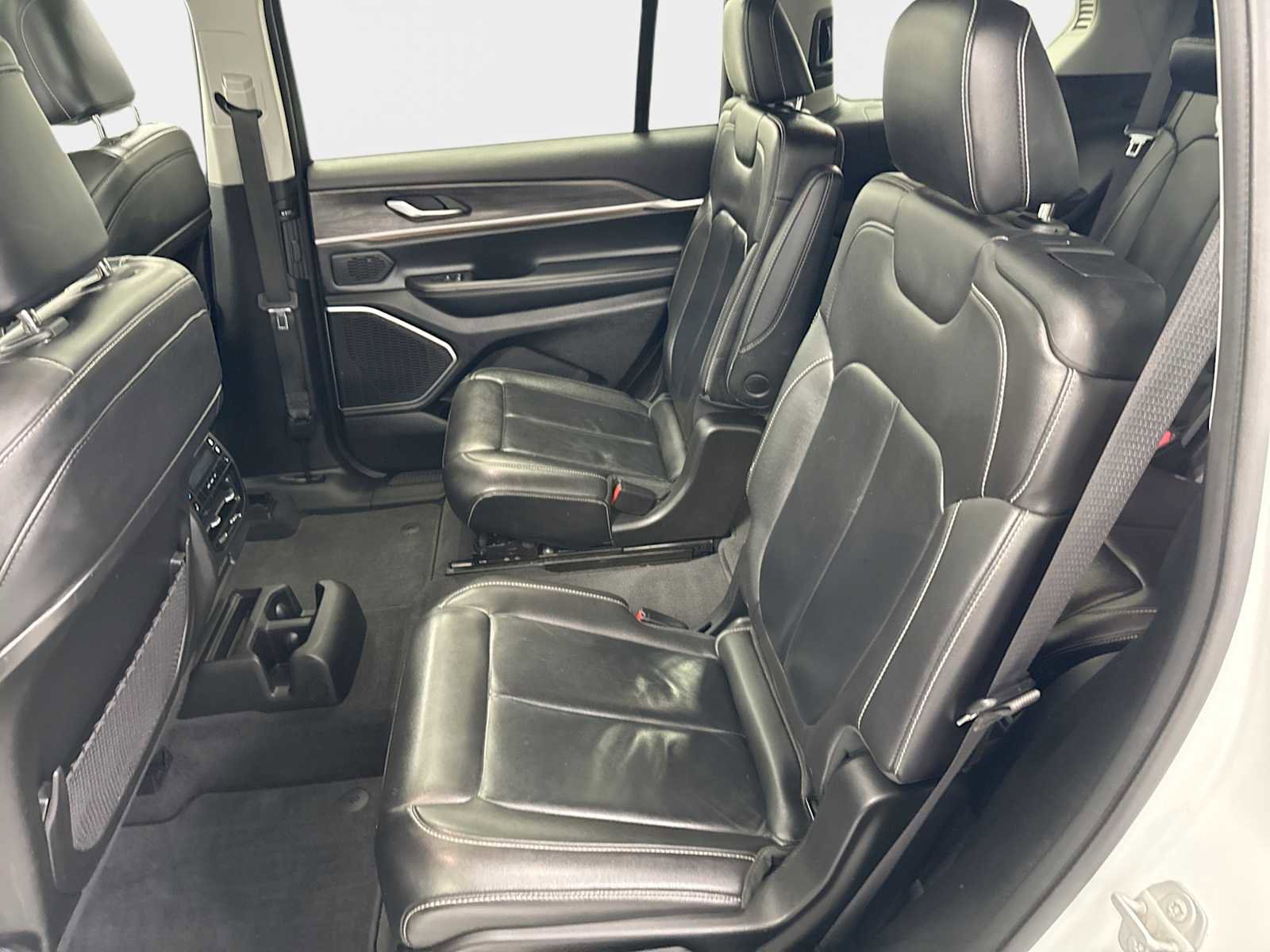 Used 2021 Jeep Grand Cherokee L Limited image 25