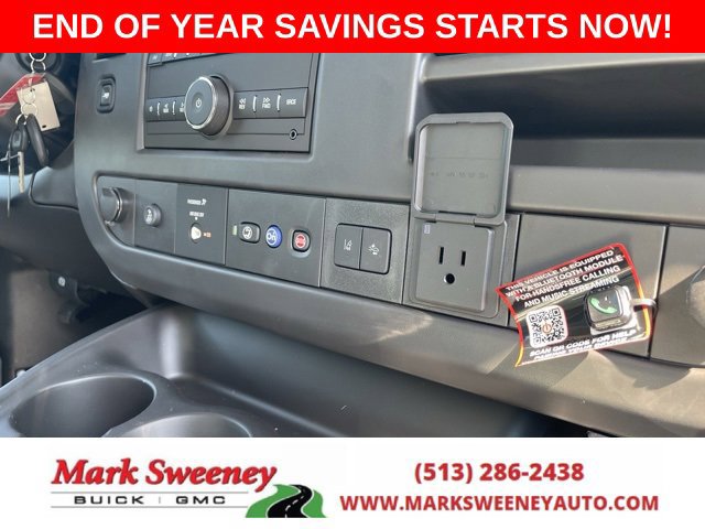 New 2025 GMC Savana 2500 Extended w/ Driver Convenience Package RWD image 10