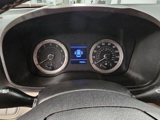 Used 2021 Hyundai Venue SEL image 13