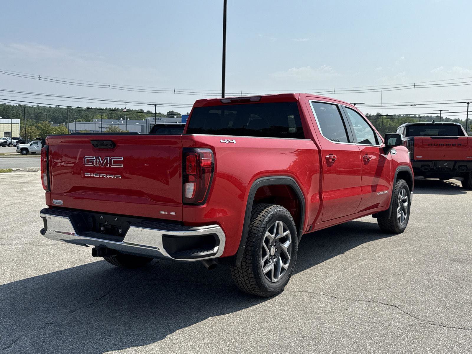 New 2025 GMC Sierra 1500 SLE image 11