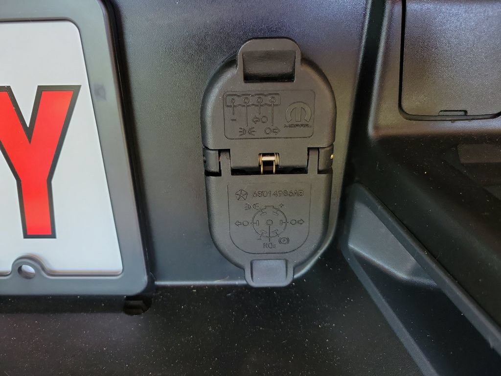Used 2024 RAM 1500 Big Horn AWD/4WD image 14