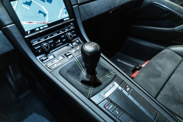 Used 2016 Porsche Cayman GT4 RWD image 27