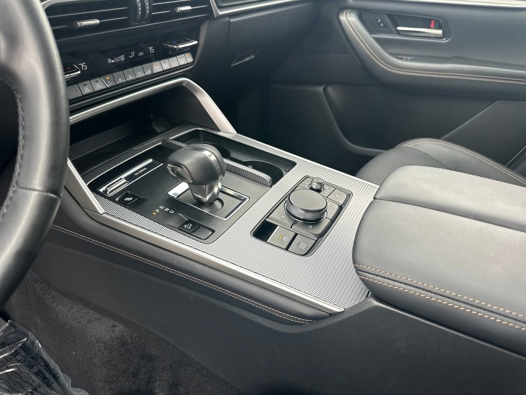 Used 2025 MAZDA CX-90 Plug-In Hybrid w/ Preferred image 25