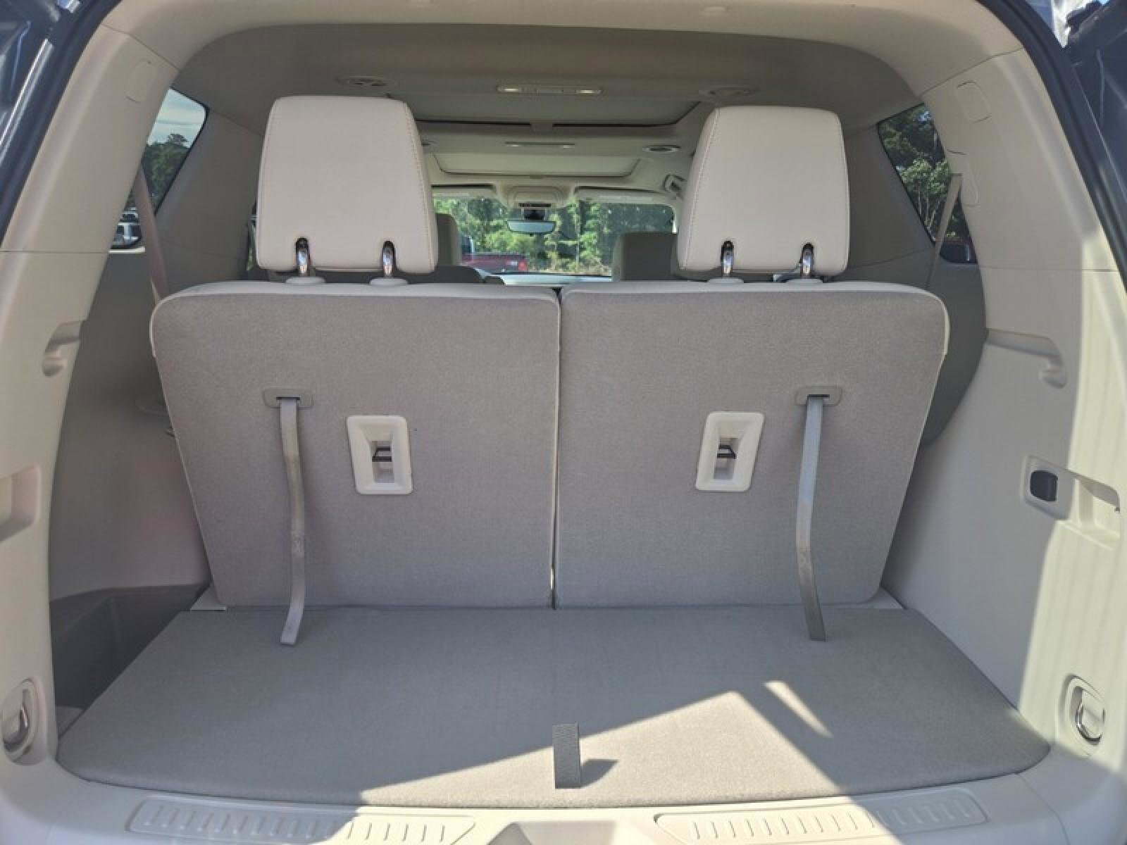 Used 2023 GMC Acadia Denali w/ Denali Ultimate Package FWD image 7