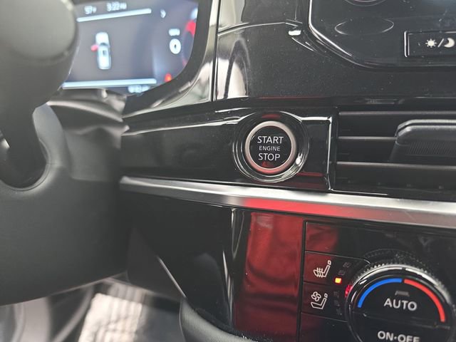 Used 2024 Nissan Pathfinder Platinum image 38