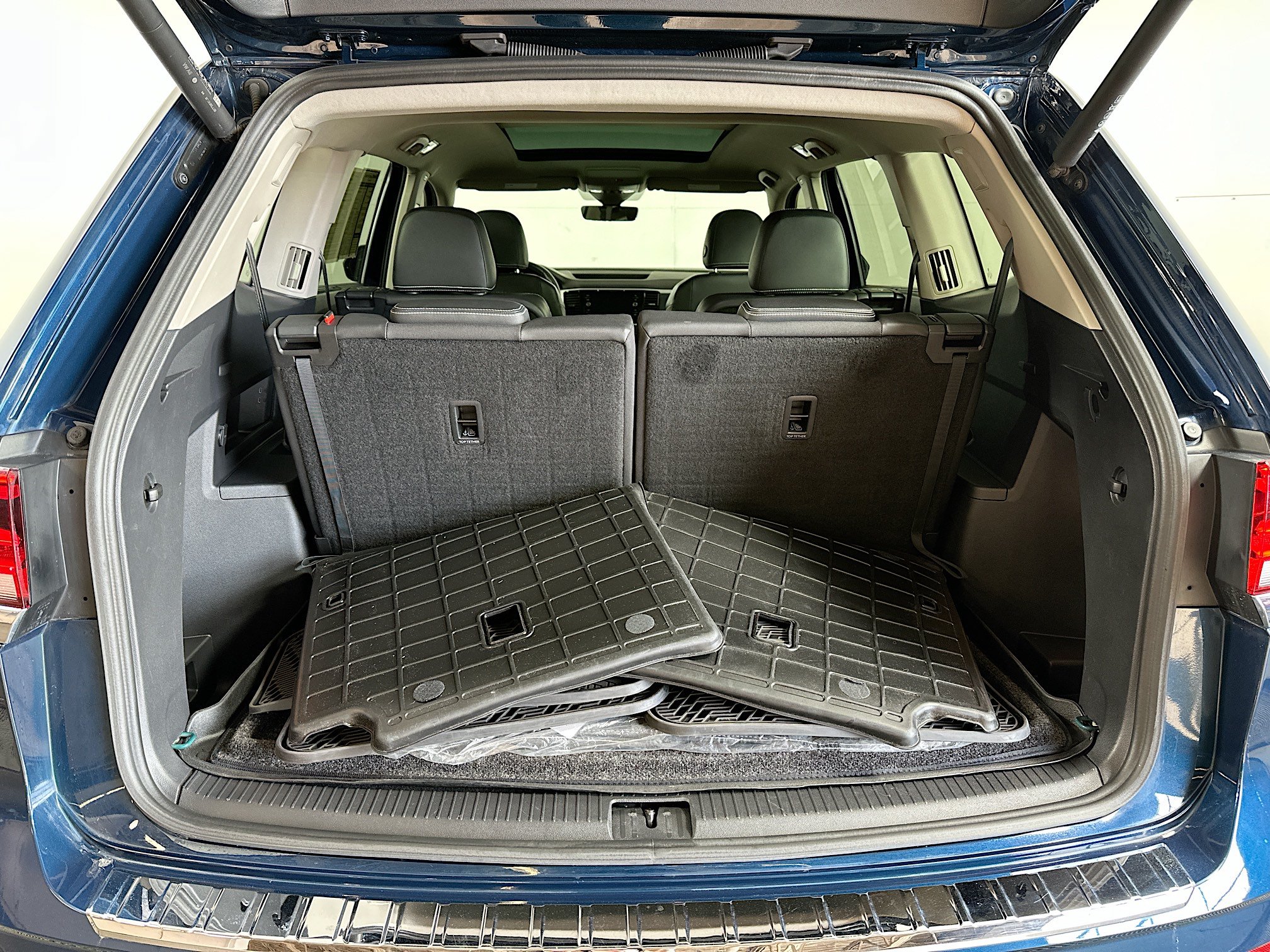 Used 2023 Volkswagen Atlas SEL Premium AWD/4WD image 27