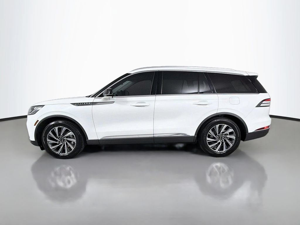 Used 2026 Lincoln Aviator 2WD image 8