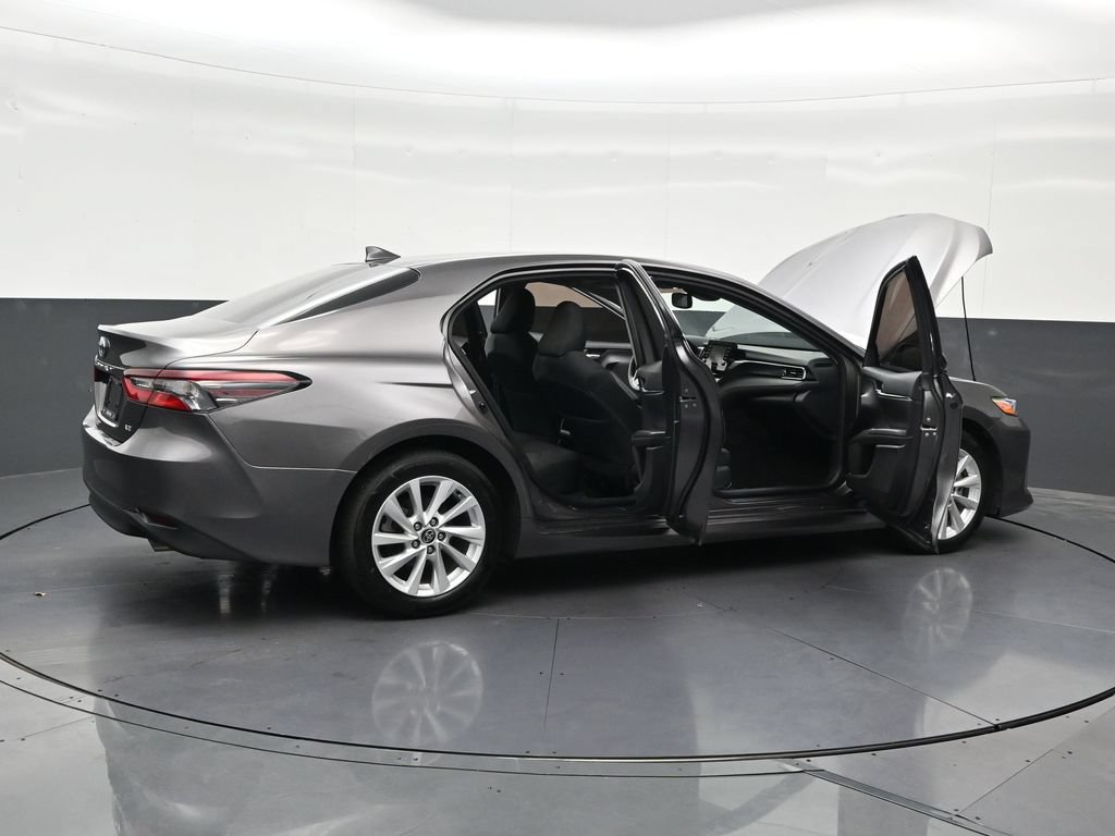 Used 2024 Toyota Camry LE w/ Convenience Package FWD image 32