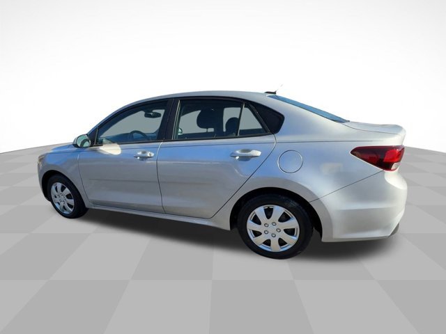 Used 2020 Kia Rio S image 4