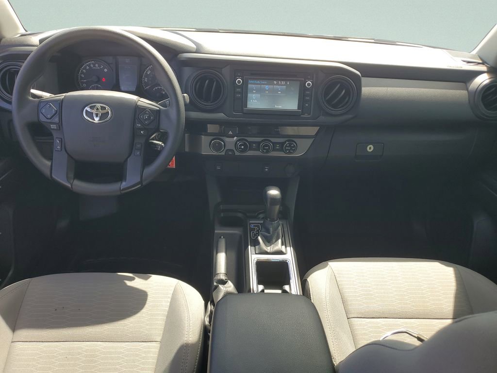 Used 2018 Toyota Tacoma SR image 11