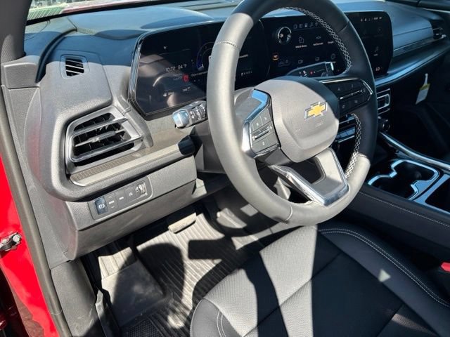 New 2026 Chevrolet Traverse LT w/ Driver Confidence Package AWD/4WD image 12