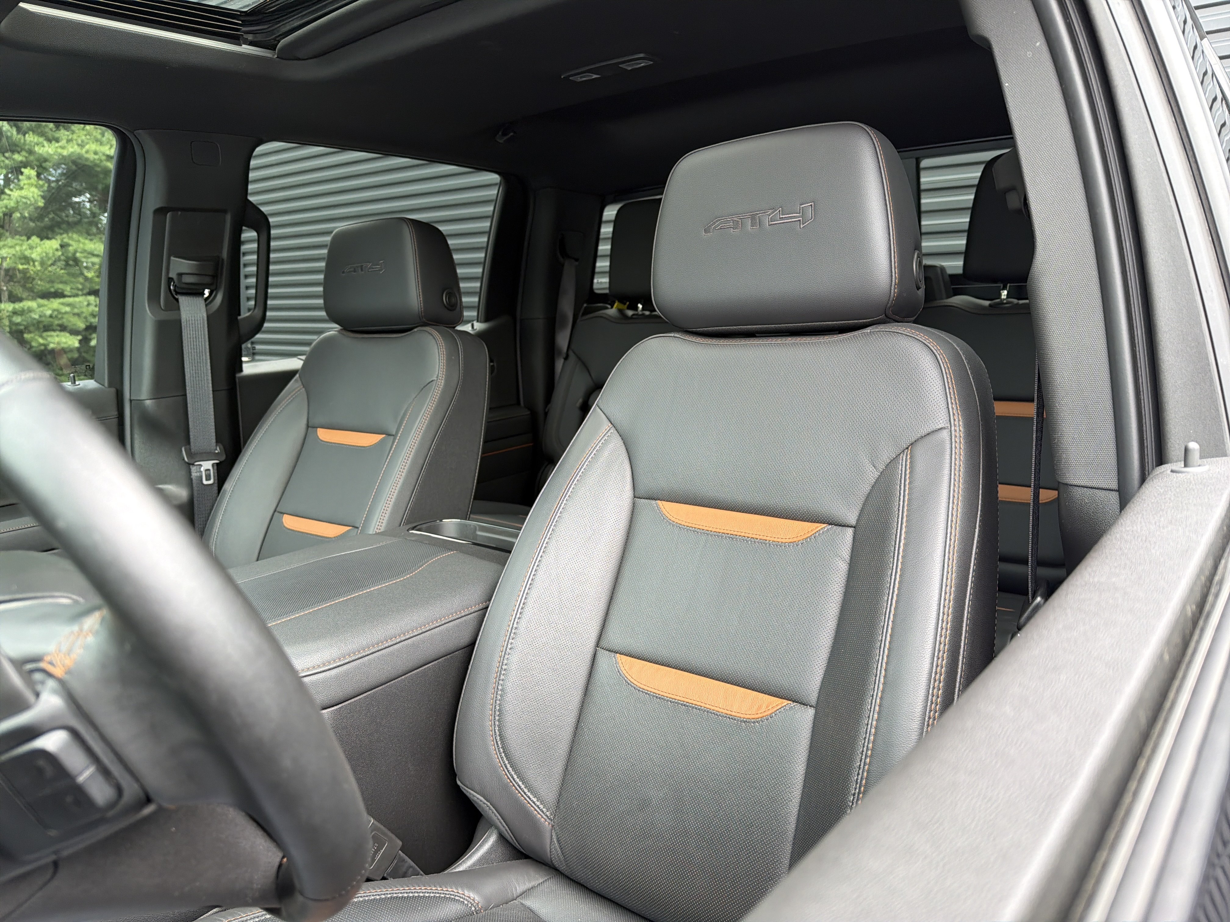 Used 2024 GMC Sierra 1500 AT4 w/ Technology Package AWD/4WD image 25