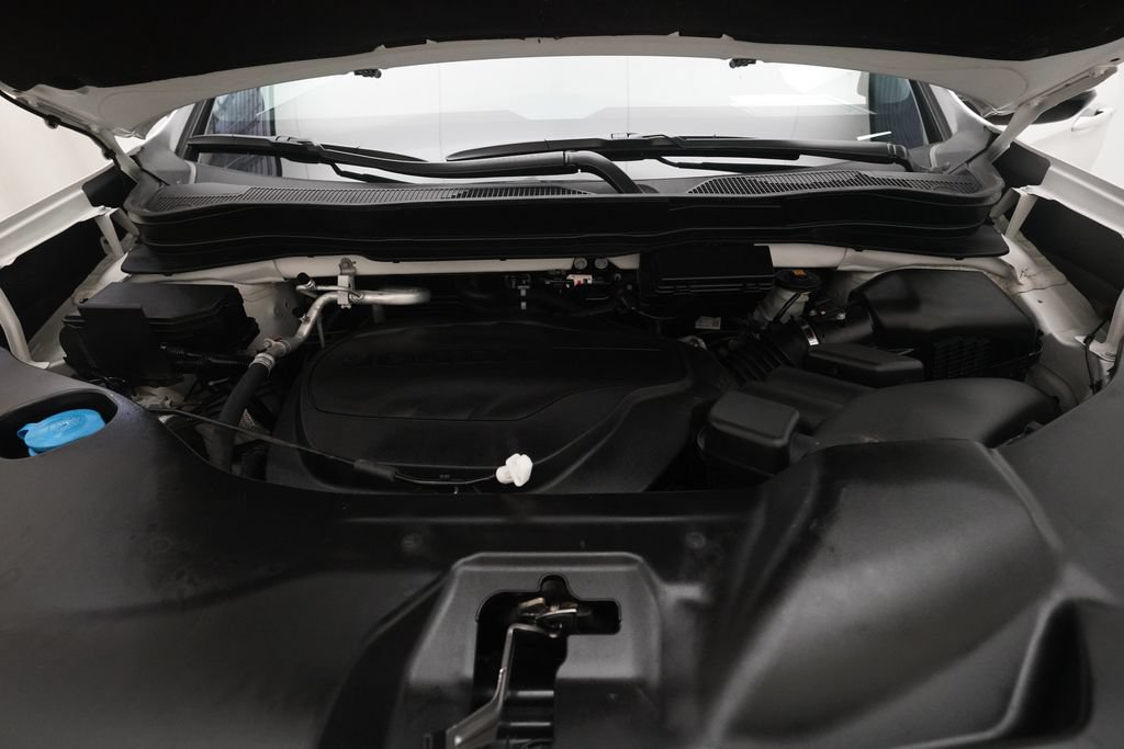 Certified 2025 Honda Passport EX-L image 3