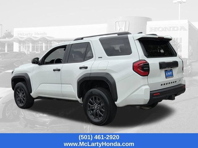 Used 2025 Toyota 4Runner SR5 AWD/4WD image 3