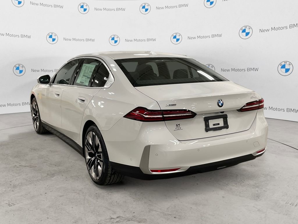 New 2026 BMW 530i xDrive image 3