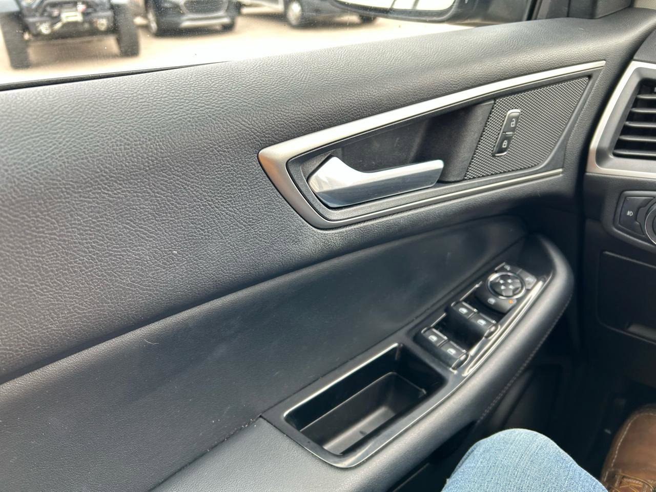 Used 2019 Ford Edge SEL w/ Equipment Group 201A image 29