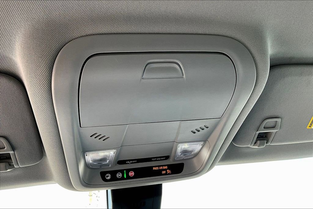 Used 2024 Chevrolet Equinox LT AWD/4WD image 17
