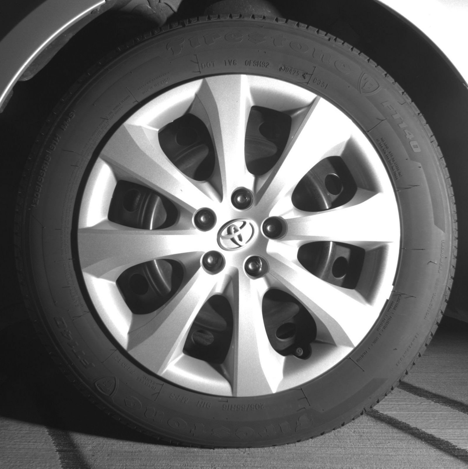 Used 2025 Toyota Corolla LE FWD image 14