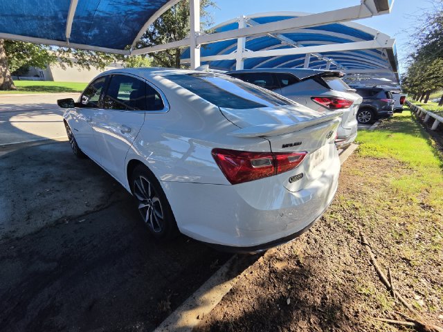 Used 2023 Chevrolet Malibu RS w/ Driver Confidence Package FWD image 4