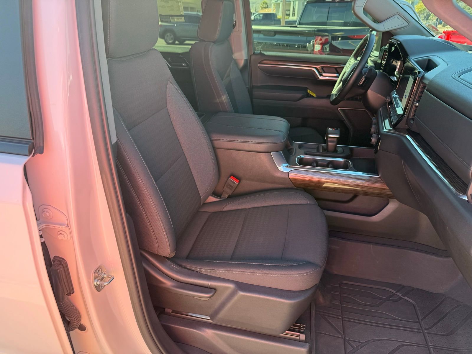 Certified 2025 Chevrolet Silverado 1500 RST w/ Protection Package image 34