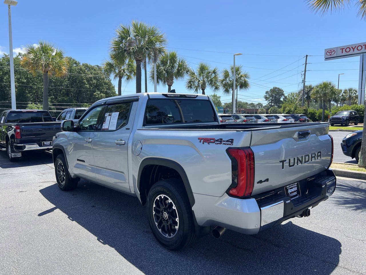 Used 2022 Toyota Tundra SR5 w/ TRD Off-Road Package AWD/4WD image 8
