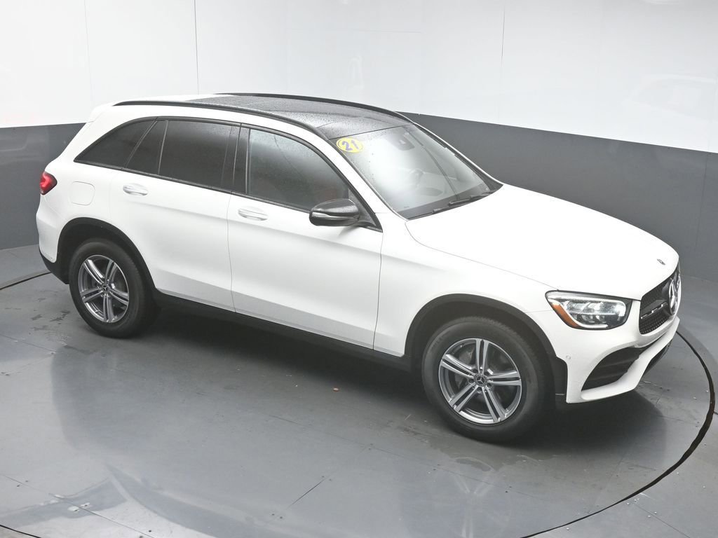 Used 2021 Mercedes-Benz GLC 300 w/ AMG Line image 39
