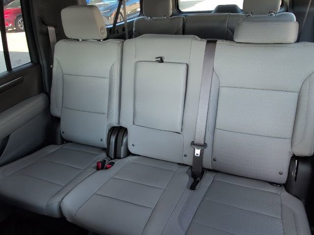 New 2026 Chevrolet Suburban LS RWD image 8