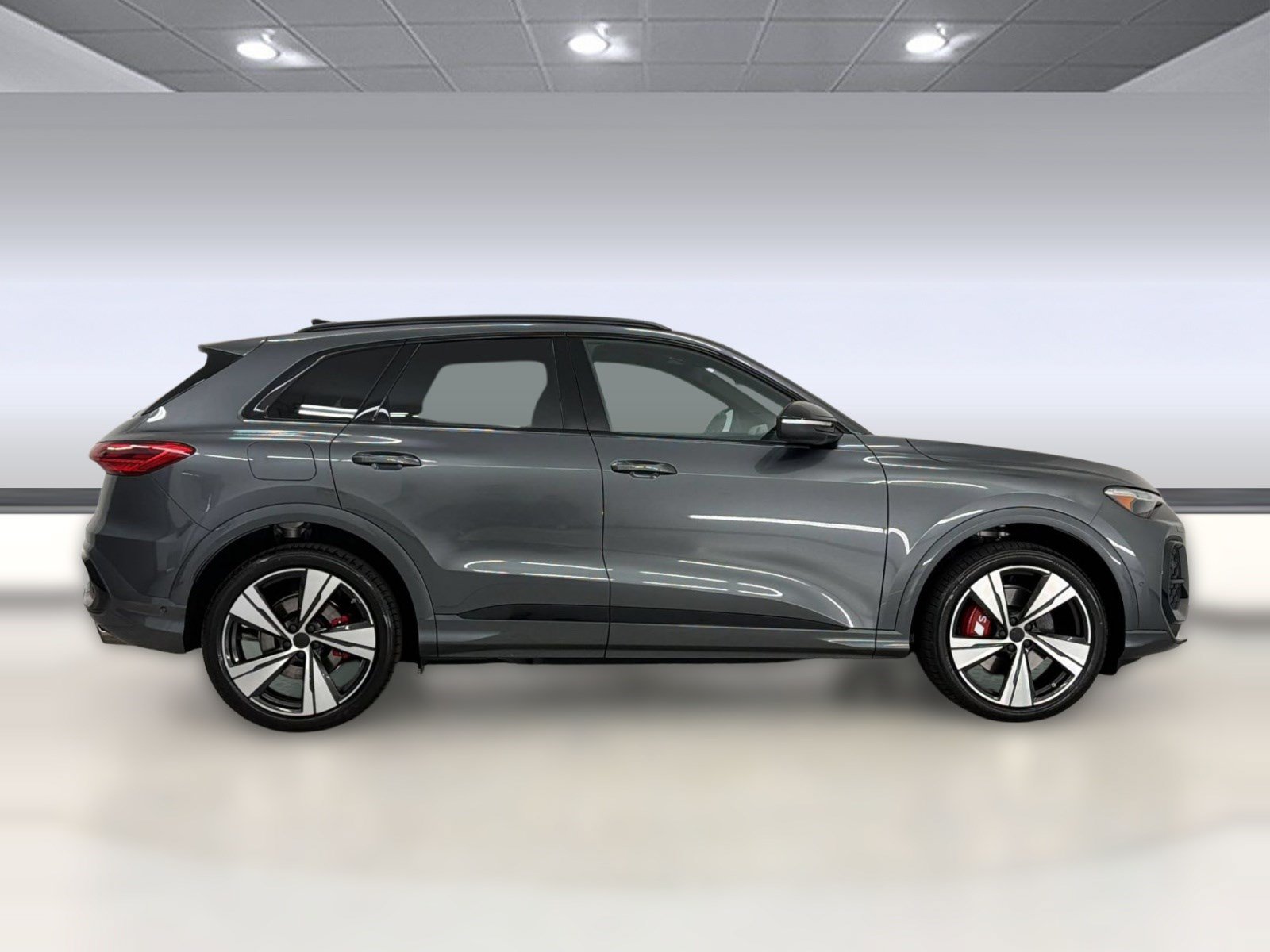 New 2026 Audi SQ5 Premium Plus AWD/4WD image 8