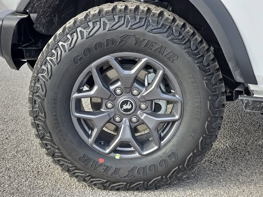 New 2025 Ford Bronco Badlands image 10