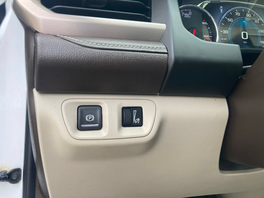 Certified 2019 GMC Acadia Denali w/ GMC Pro Grade Package AWD/4WD image 33