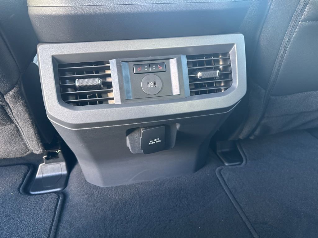 Used 2026 Ford F450 Lariat w/ FX4 Off-Road Package image 14