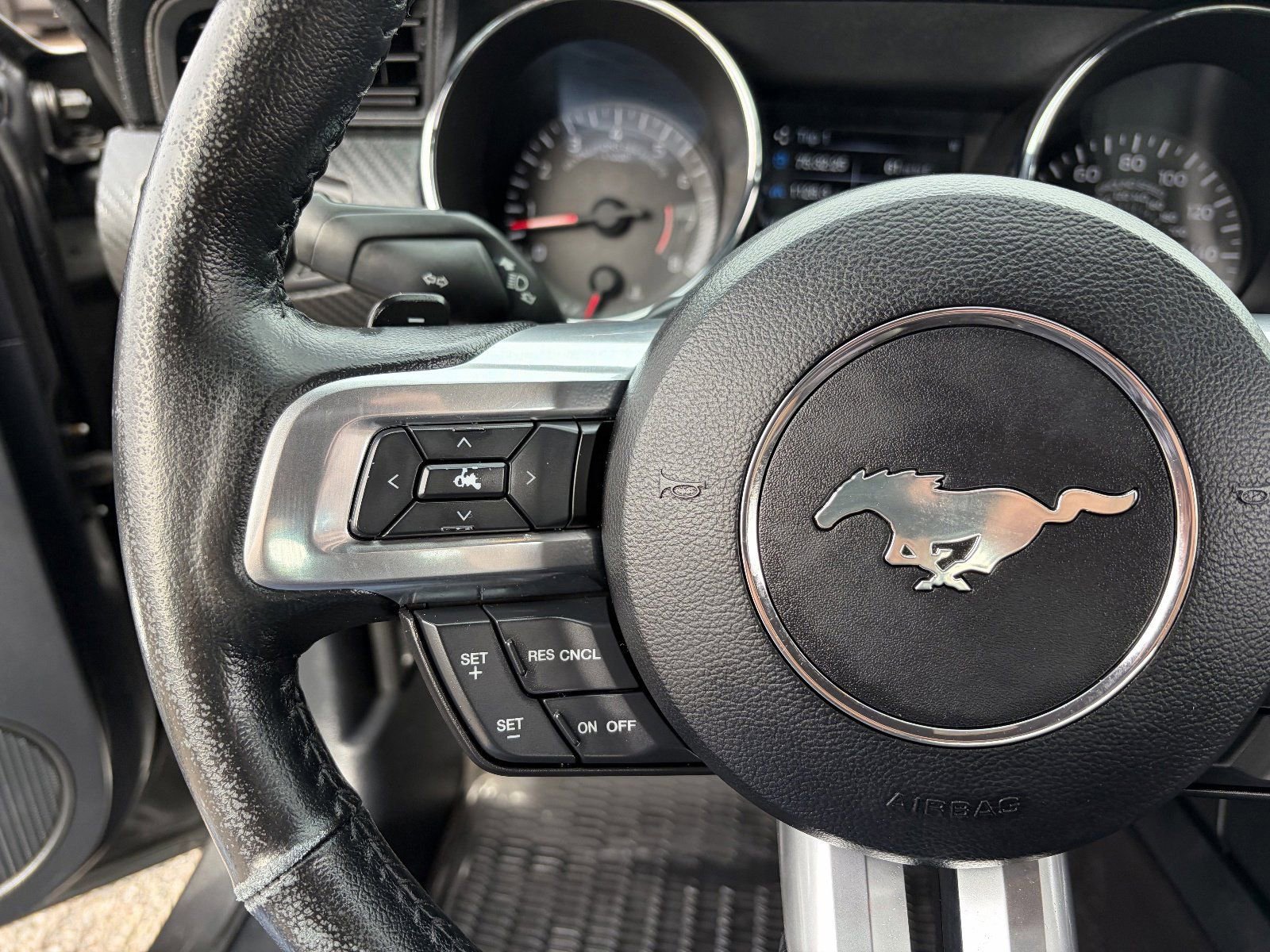 Used 2016 Ford Mustang Convertible image 26