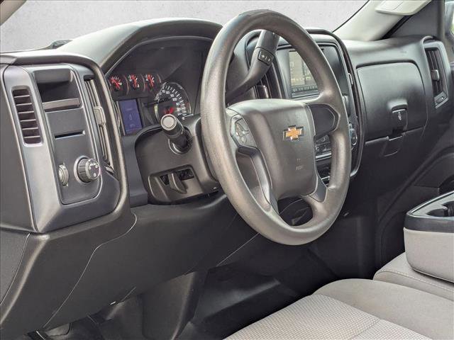 Used 2018 Chevrolet Silverado 1500 W/T w/ Trailering Package image 9