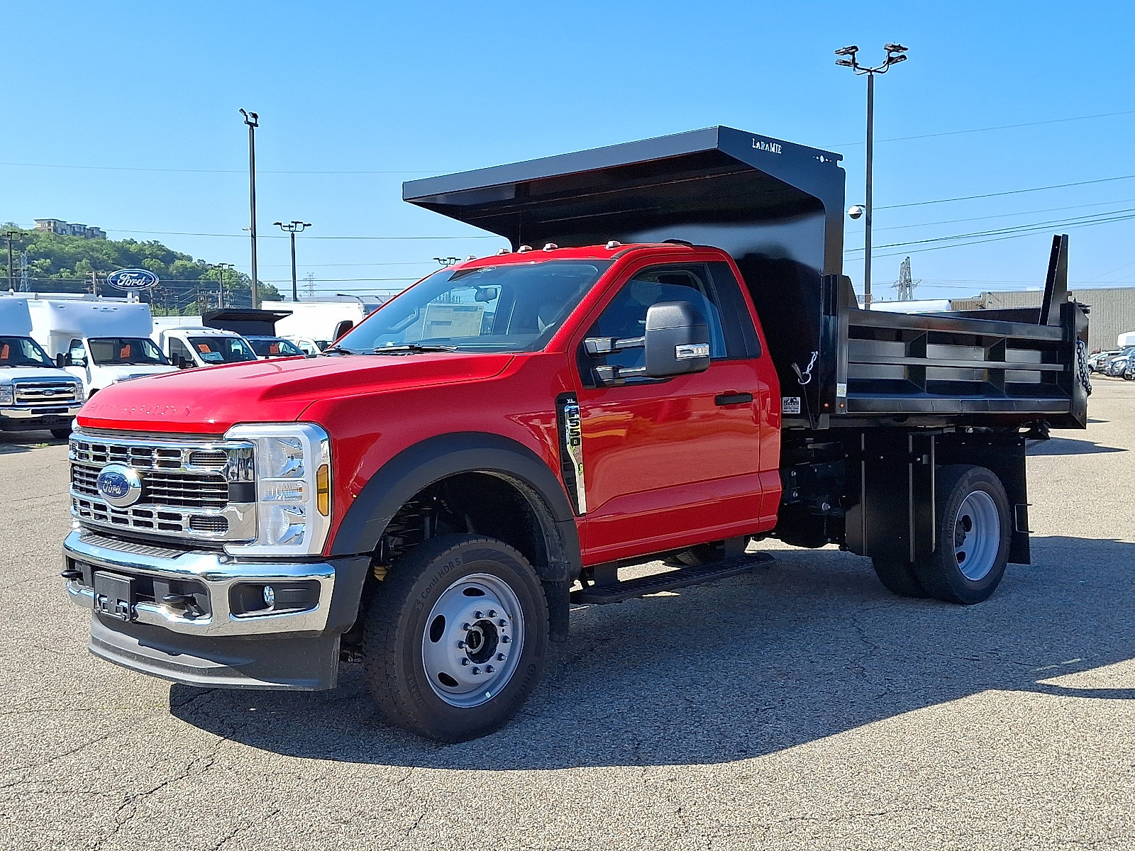 New 2025 Ford F550 4x4 Regular Cab Super Duty image 3