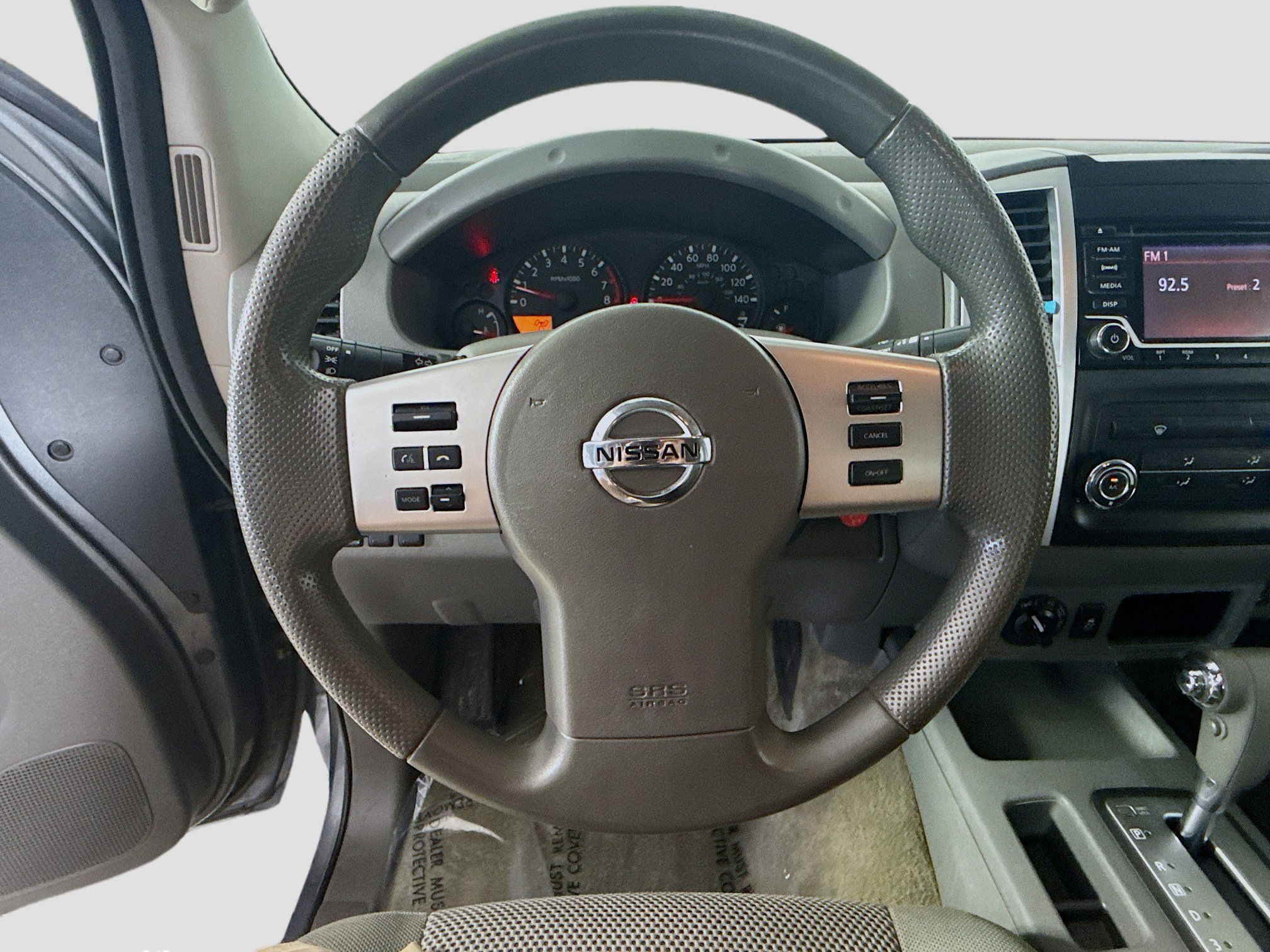 Used 2017 Nissan Frontier SV AWD/4WD image 13
