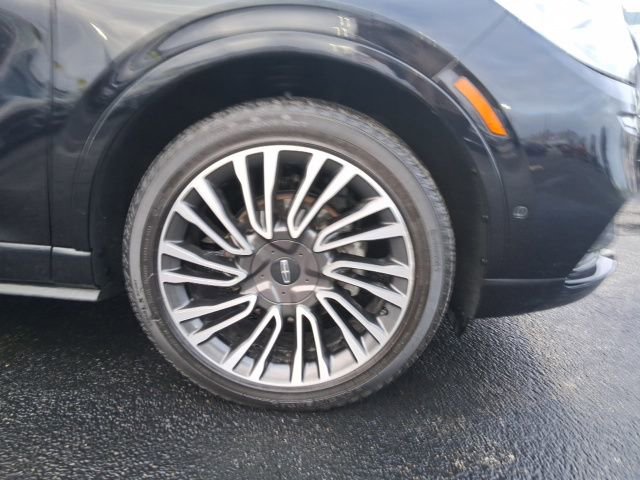 Used 2021 Lincoln Corsair Reserve w/ Equipment Group 201A image 6