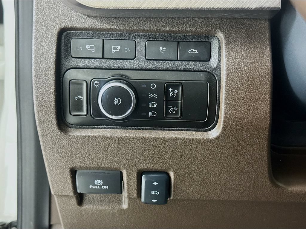Used 2024 Ford F450 King Ranch w/ FX4 Off-Road Package AWD/4WD image 11