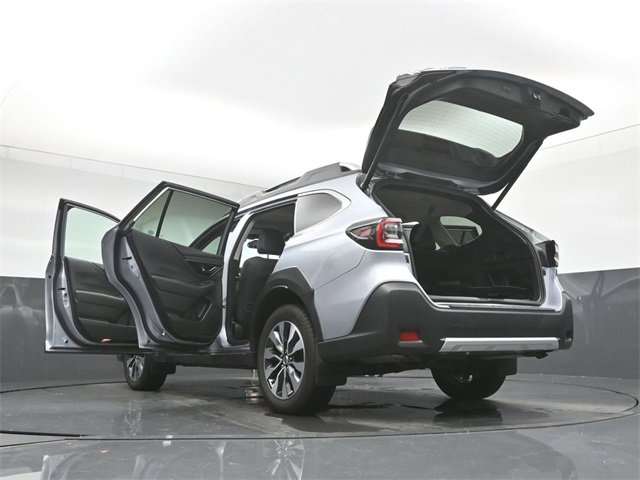 Used 2023 Subaru Outback Touring XT image 54